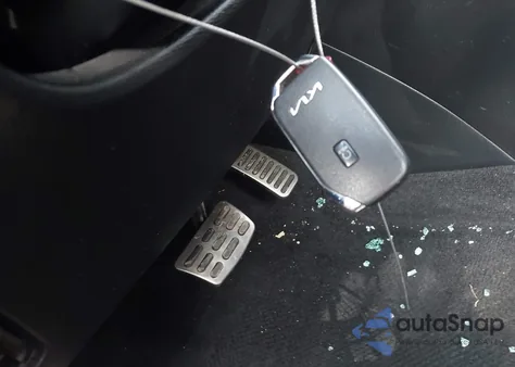 2024 Kia Forte Gt-Line z USA, uszkodzony, nr VIN 3KPF54AD3RE735080